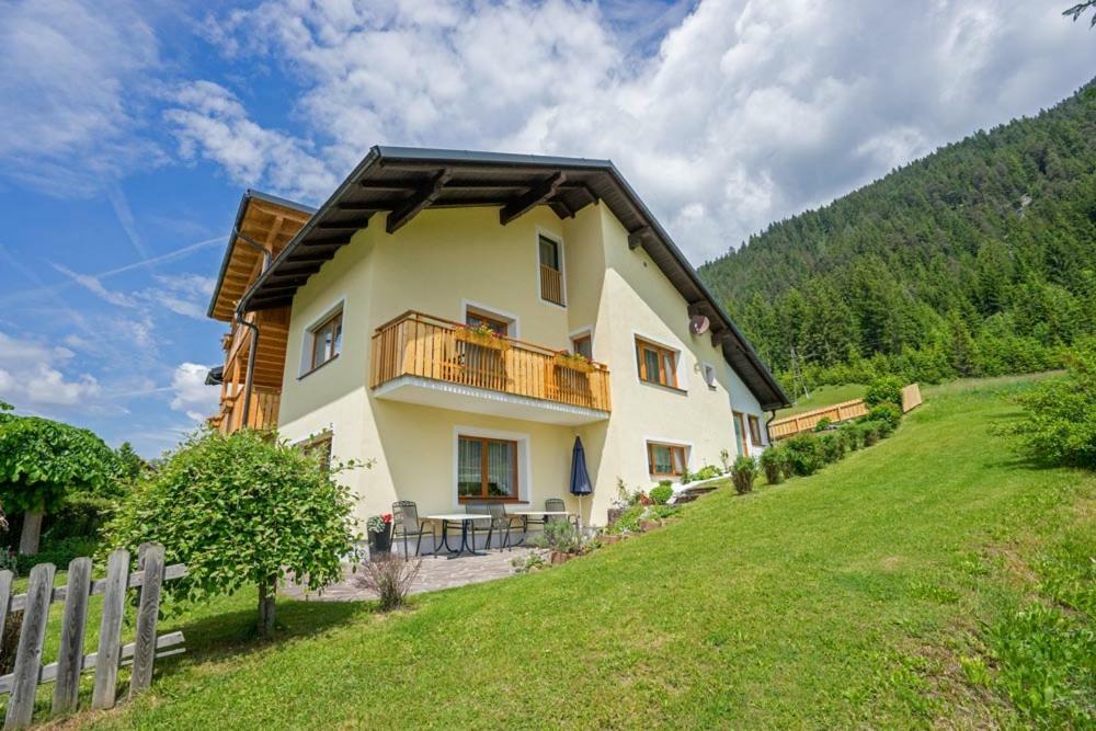 Haus Lackner Am Weissensee In Kaernten Ngoại thất bức ảnh
