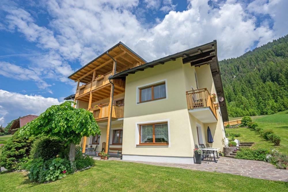 Haus Lackner Am Weissensee In Kaernten Ngoại thất bức ảnh