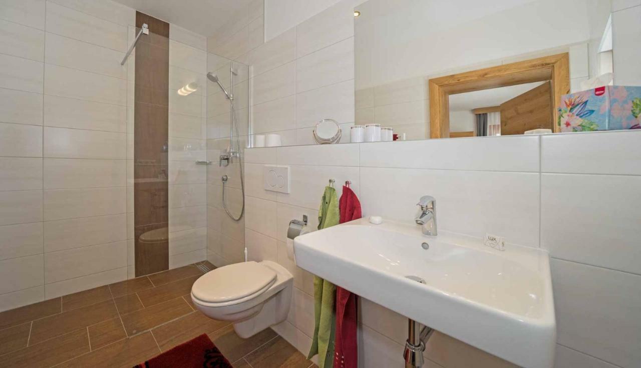 Haus Lackner Am Weissensee In Kaernten Ngoại thất bức ảnh